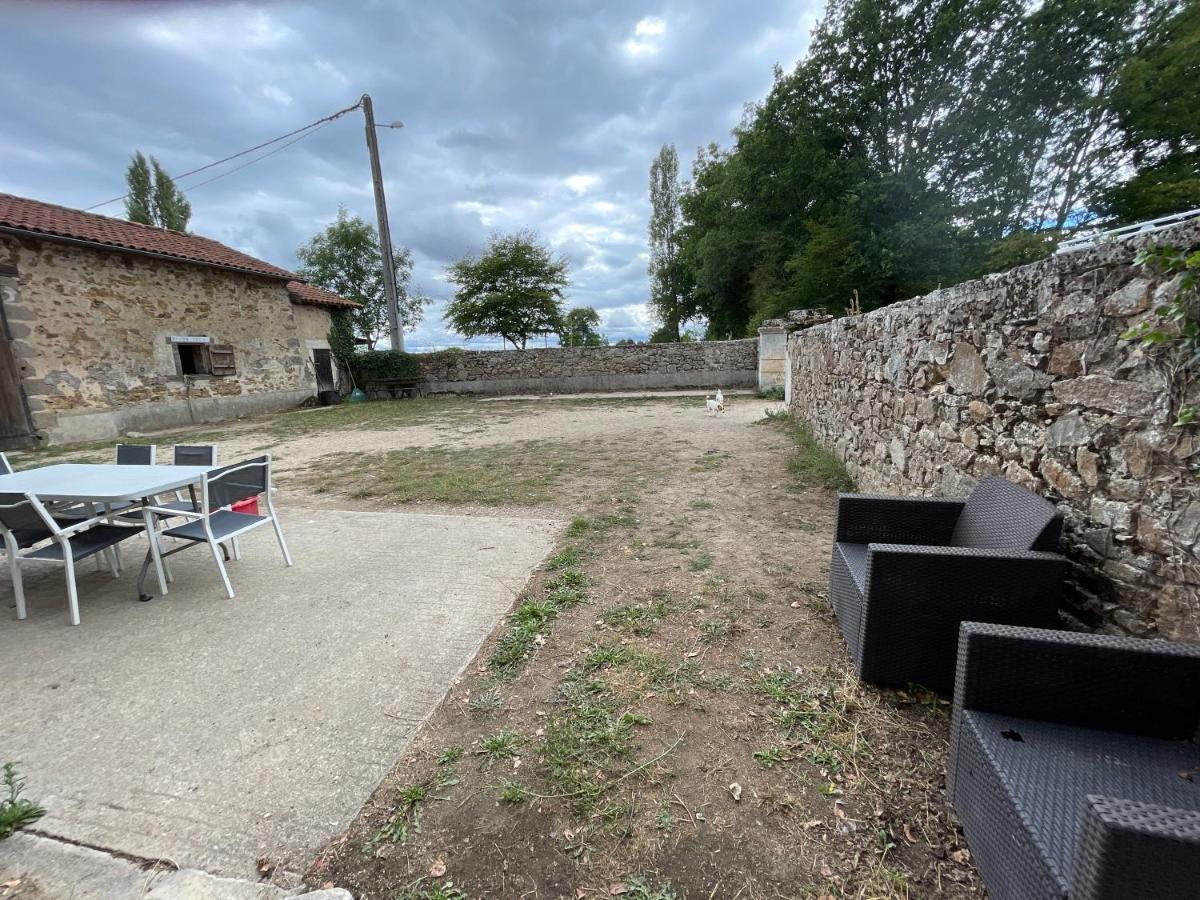 Ferme Gite Equestre En Charente 콩폴랑 외부 사진